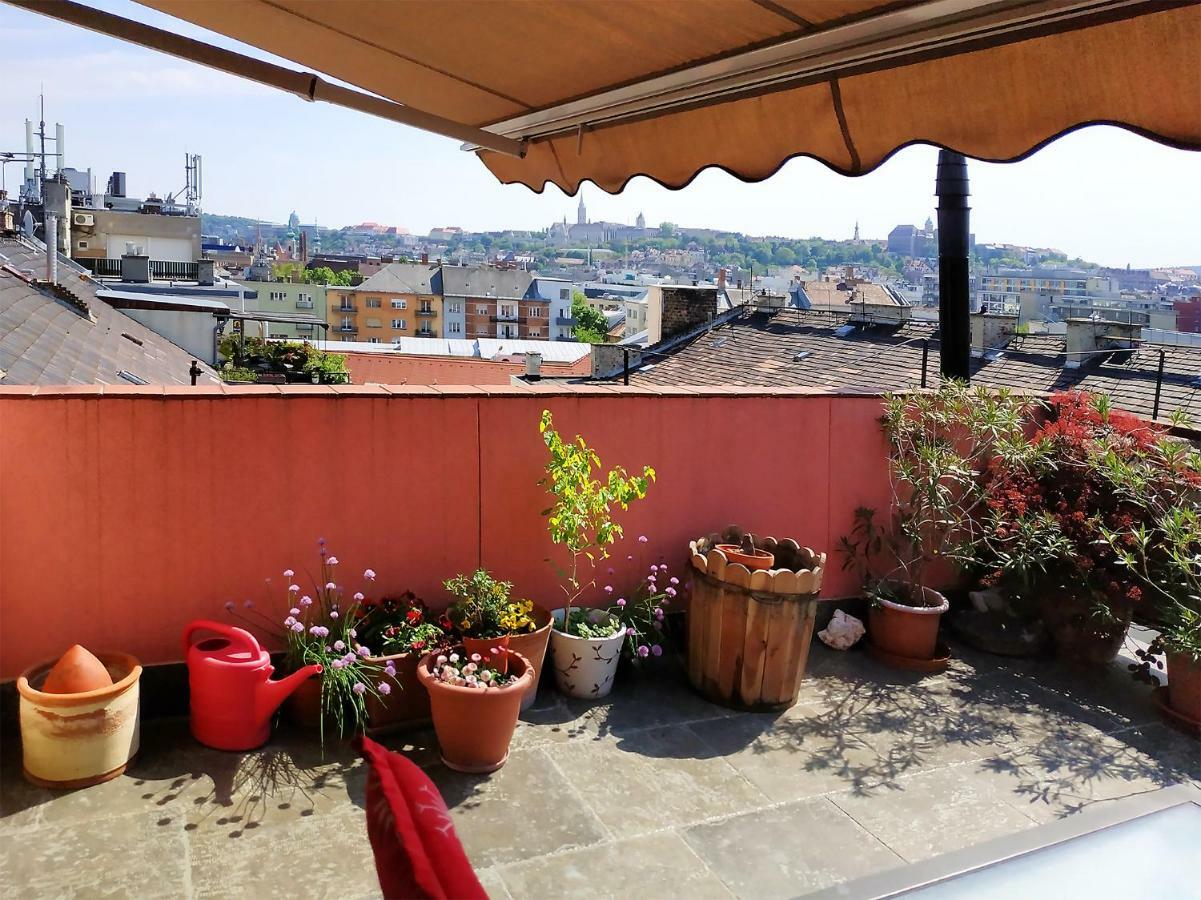 Margaret Apartment For 5 People With Panorama Terrace Budapest Exterior foto
